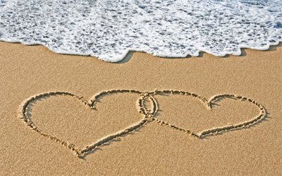 hearts-in-a-beach